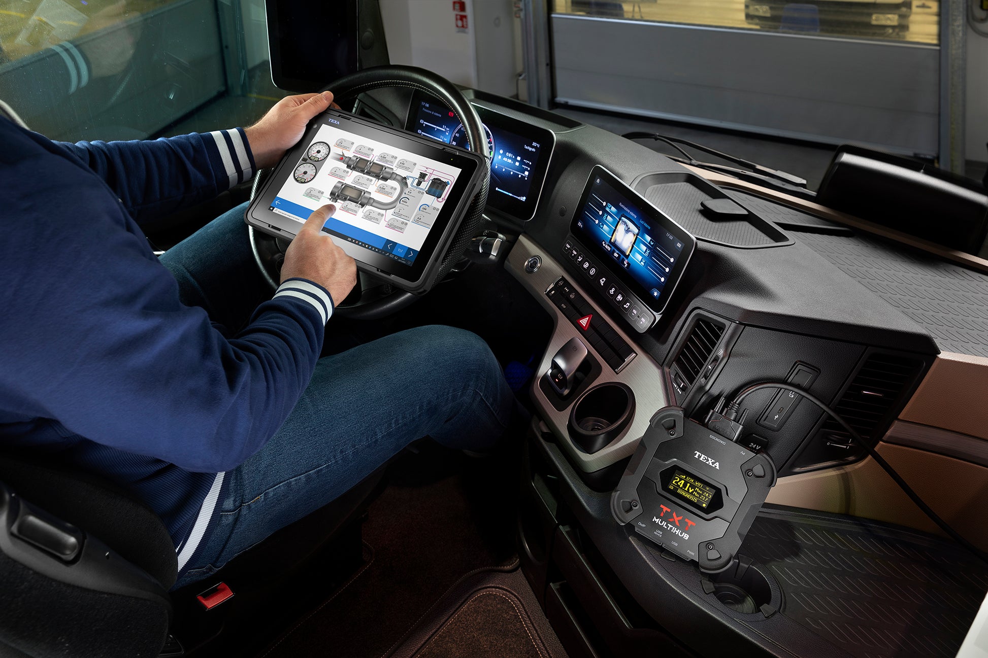 Axone Voice Maintenance and Repair Guides